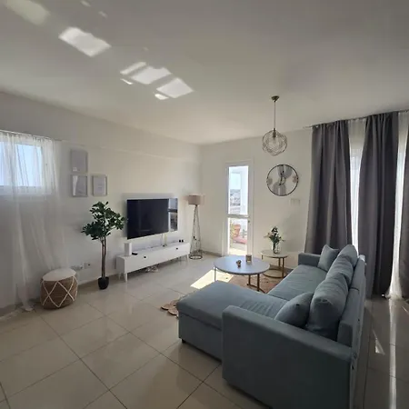 Lazuli Penthouse Center Ap 5 דירה *