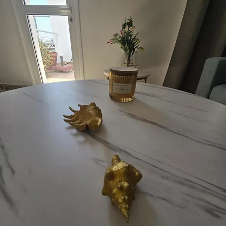 Lazuli Penthouse Center Ap 5 דירה לרנקה