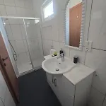 Апартаменти Lazuli Penthouse Center Ap 5 *
