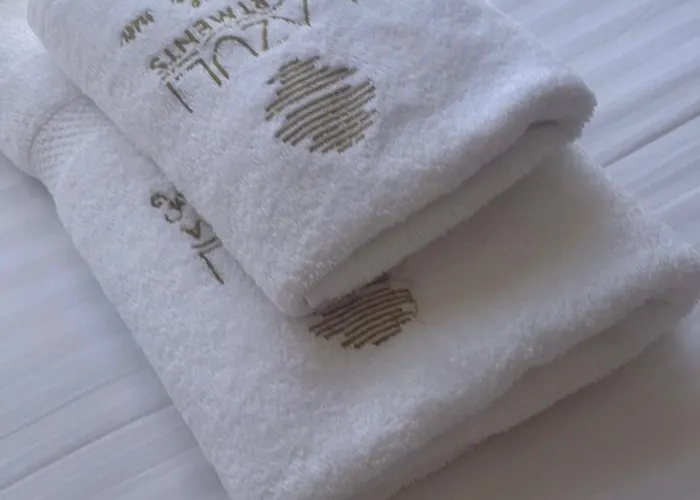 Lazuli Penthouse Center Ap 5 * Larnaca