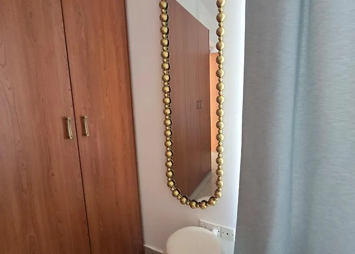 Lazuli Penthouse Center Ap 5 Larnaca